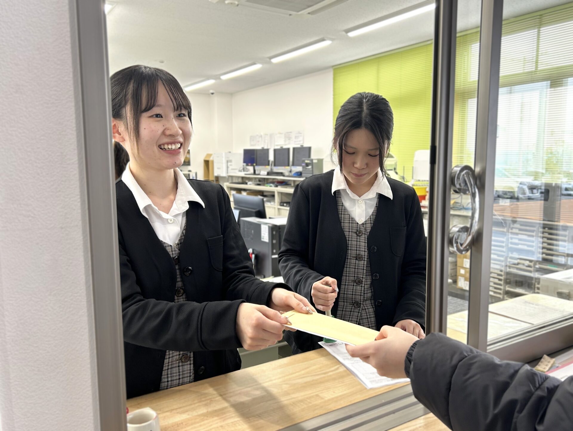 前田運送株式会社