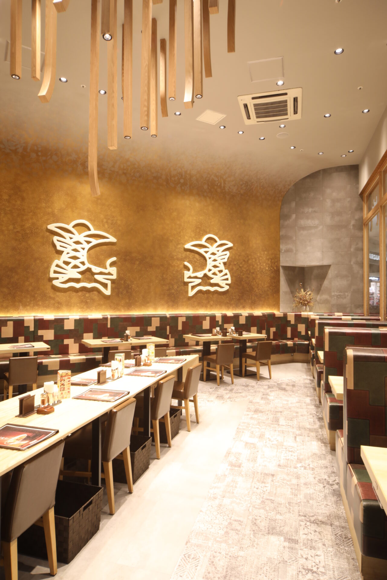 株式会社若鯱家